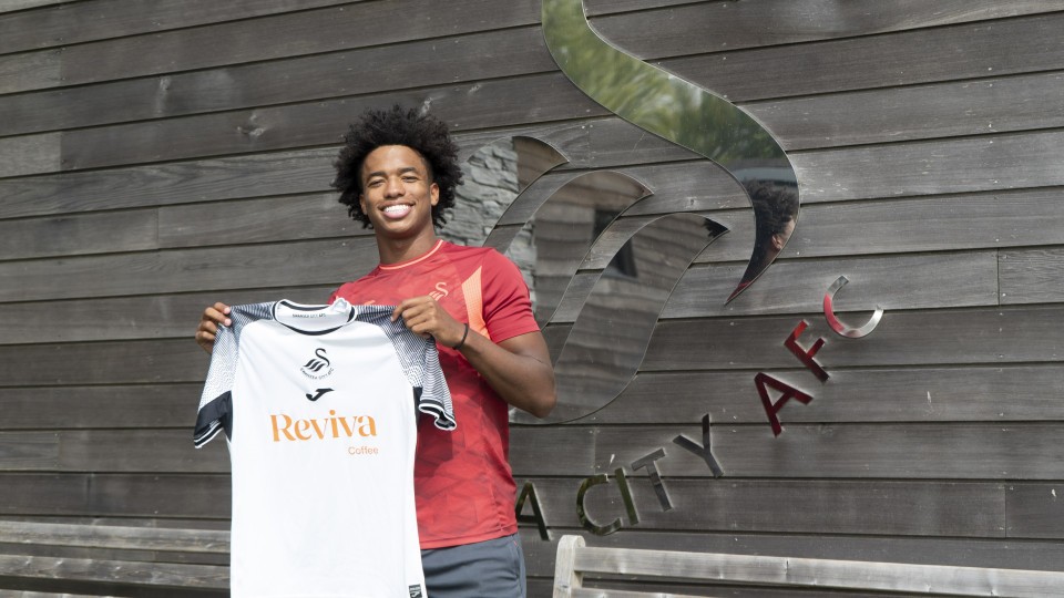 Kristian Fletcher joins Swansea City academy on loan Swansea